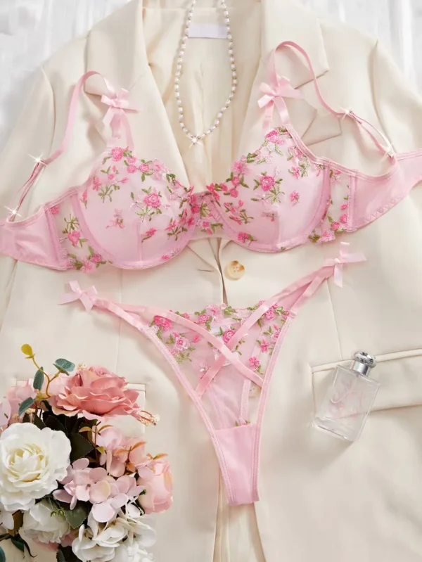 Pink Floral Embroidery Mesh Lingerie Set Underwire Bra Thong Two-Piece Romantic Lingerie